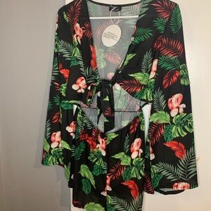 Tropical Tie Front : Flare sleeve play suit